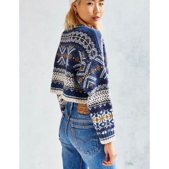 URBAN OUTFITTERS BDG anna crop oversized sweater - Picture 8 of 10